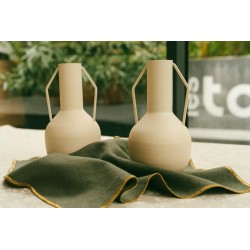 Vase ARTY beige métal 20 cm – Décoration professionnelle - KanTsens